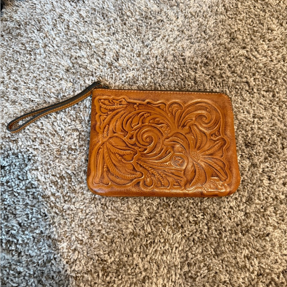 Patricia Nash Cassini Leather Wristlet